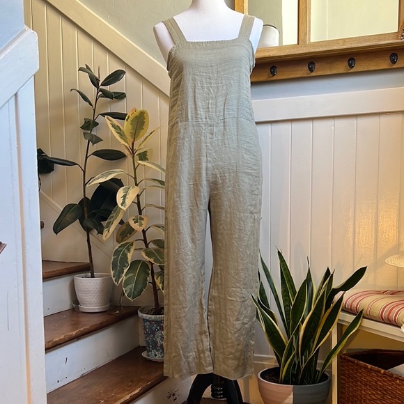 Quince 100% European Linen Square Neck Jumpsuit in Martini Olive - Picture 2 of 13